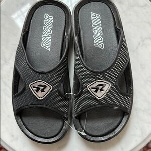 Ringor Black Slide Sandals